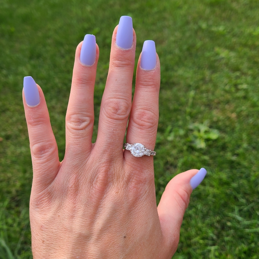 Fashion ring
